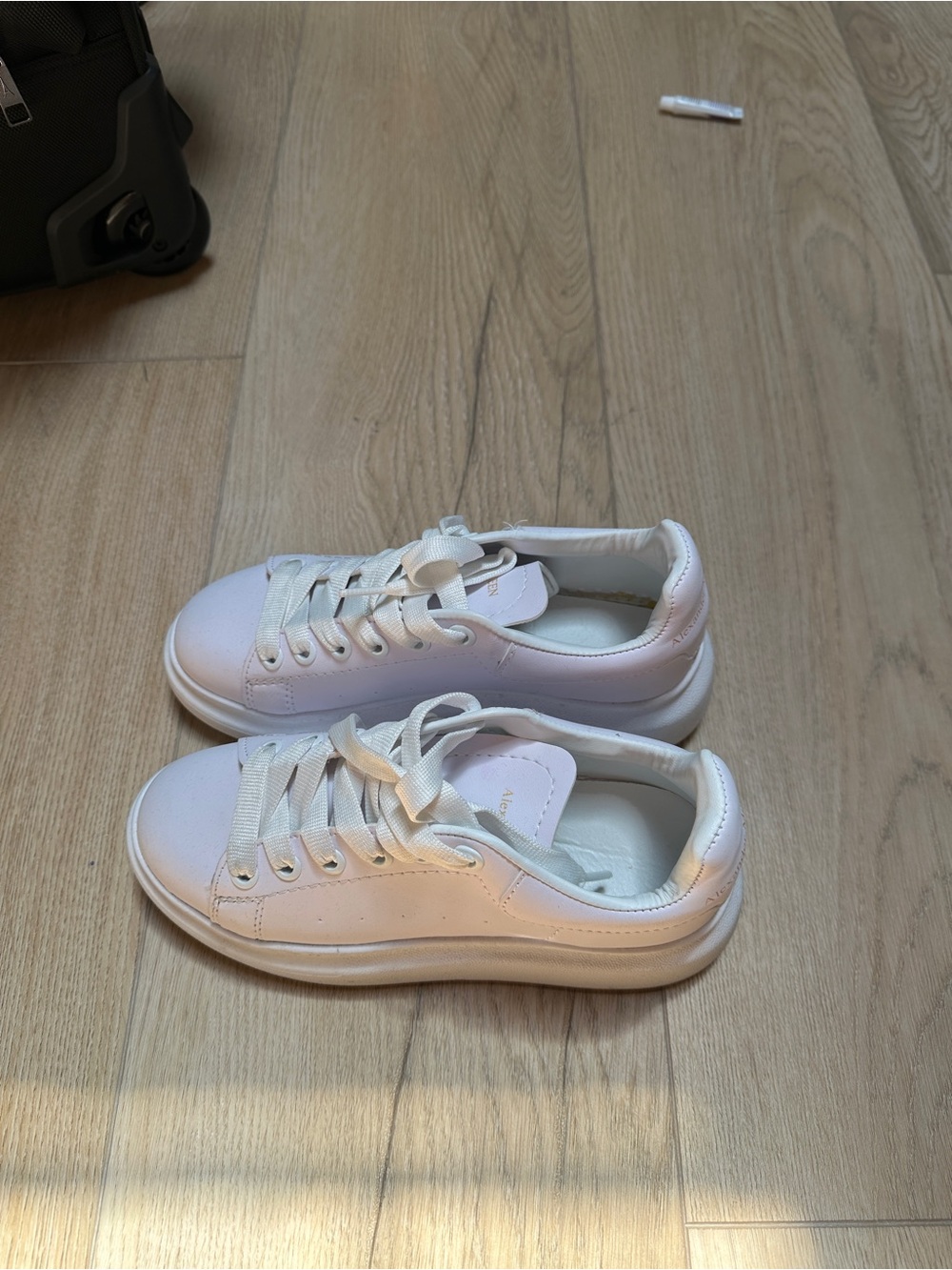 Women's White Platform Sneakers - Classic Lace-Up Comfort